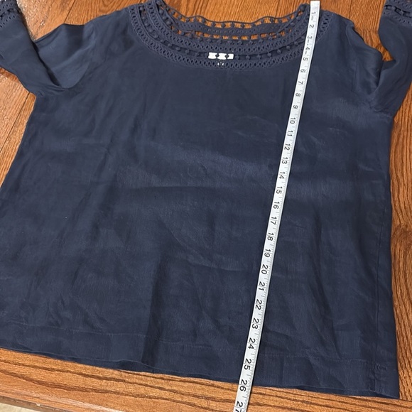 J. Jill love linen navy blue 3/4 Sleeve Blouse crochet trim relaxed fit boxy M - Picture 9 of 10